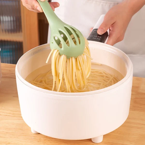Multifunctional pasta drainer