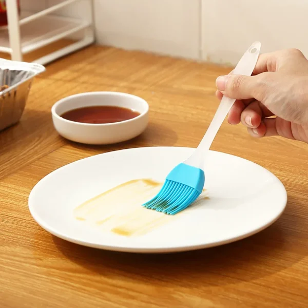 Silicone Oil Brush - Image 4